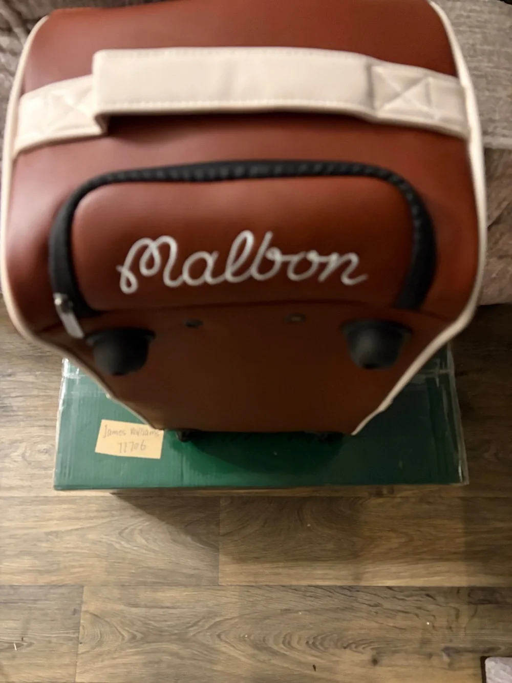 MALBON Boston Luggage Travel bag w/retractable handle, separate shoe compartment